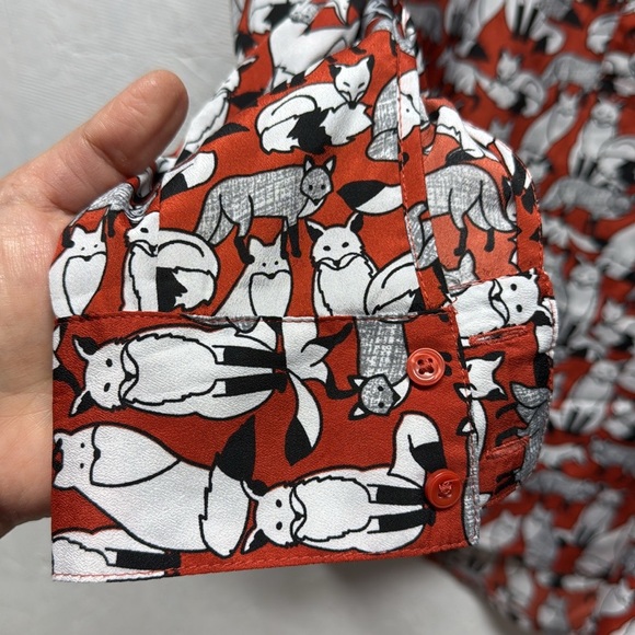 Ann Taylor Fox Print long sleeve Top blouse Size XS orange half button front - Picture 3 of 8